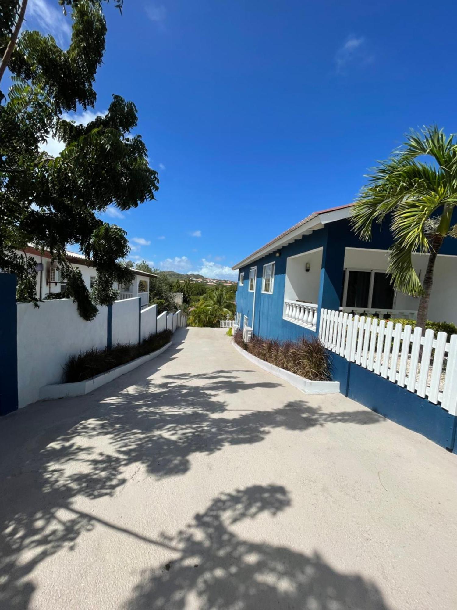 Mini Resort Kaya Verdi Willemstad Exterior photo