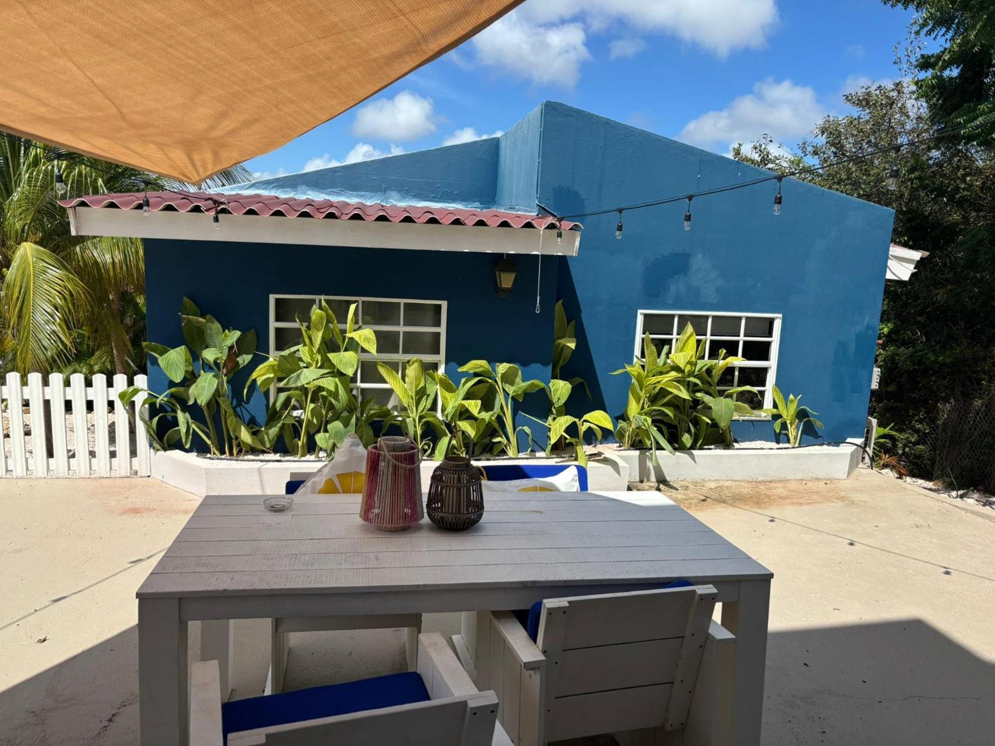 Mini Resort Kaya Verdi Willemstad Exterior photo